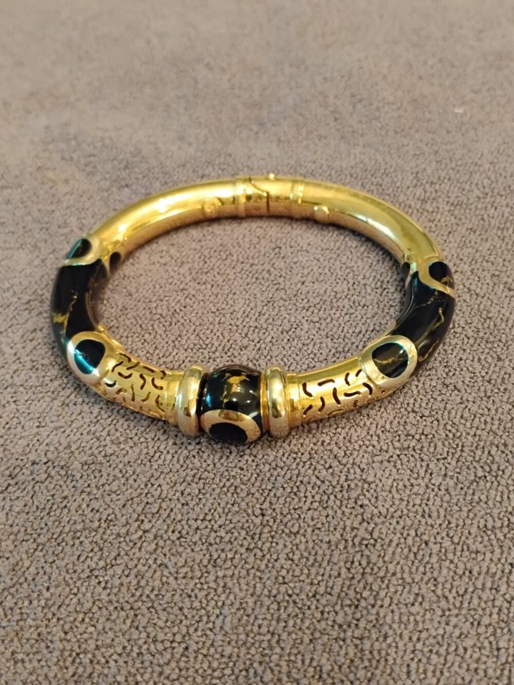SOHO Midnight Blue 18K bangle bracelet